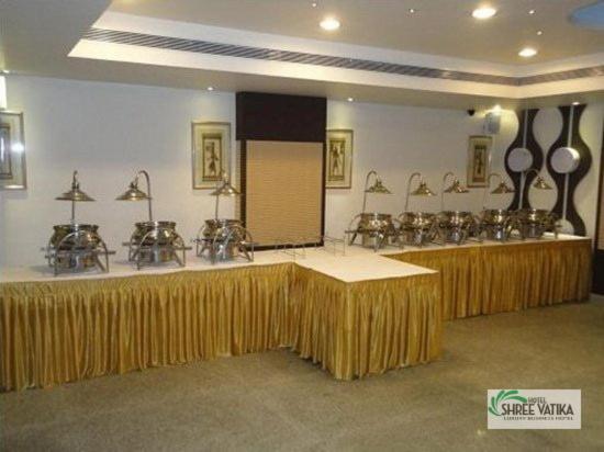 Hotel Shree Vatika Bhopal Dış mekan fotoğraf